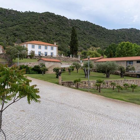 Quinta Da Terrincha Guest House ตอร์เฮ เด มองคอร์โว ภายนอก รูปภาพ